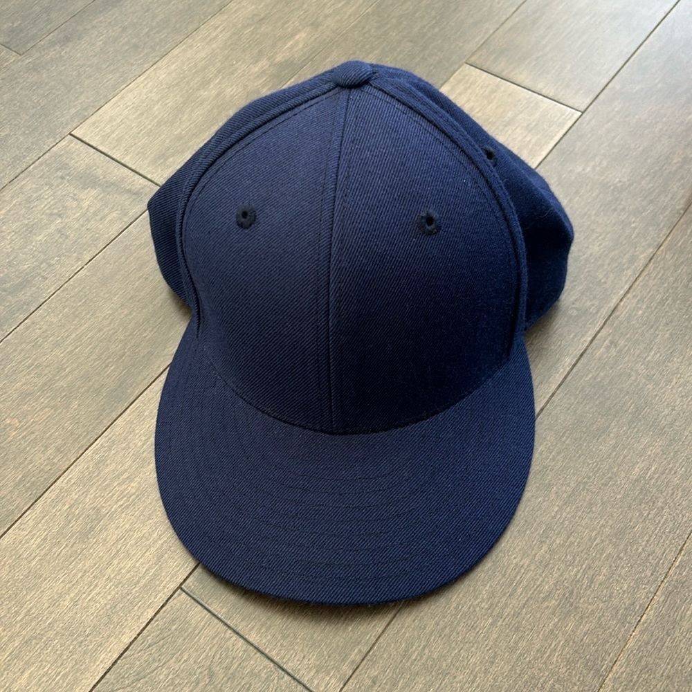LIDS Navy Blue Acrylic Stretch Fitted Cap, Accessories Hat Classic Fit